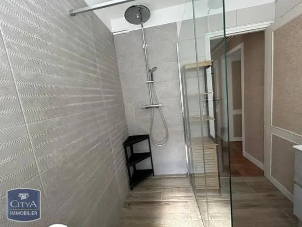 Appartement à louer 4 pièces 82.92m² Guéret (23000)