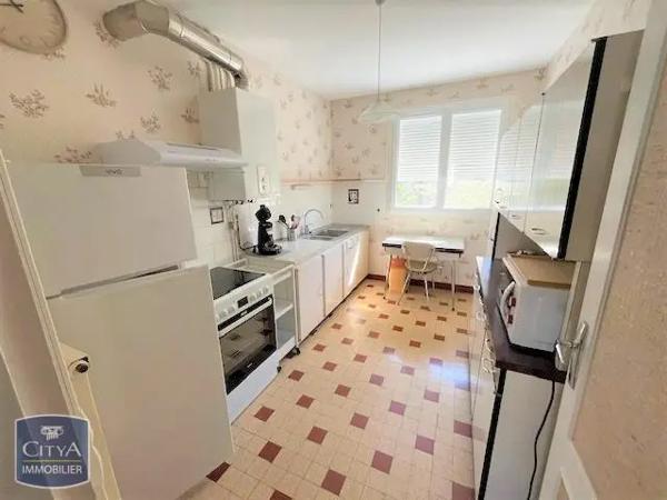Appartement à louer 4 pièces 82.92m² Guéret (23000)