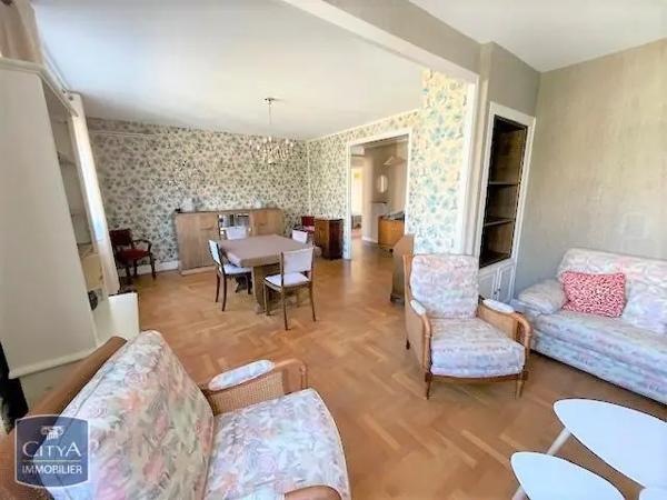 Appartement à louer 4 pièces 82.92m² Guéret (23000)