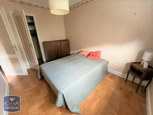 Appartement à louer 4 pièces 82.92m² Guéret (23000)