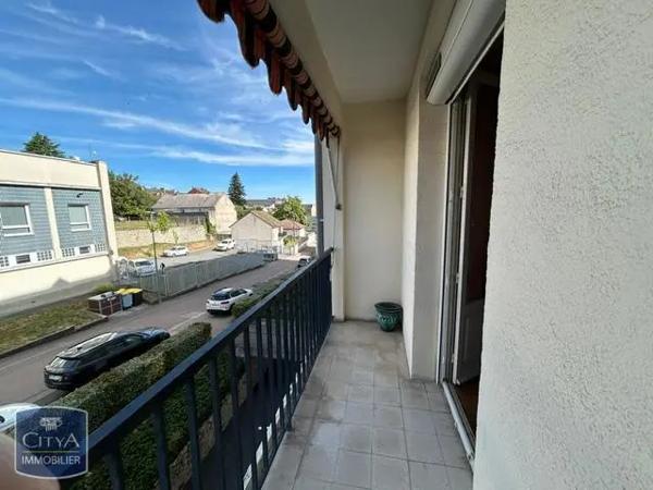 Appartement à louer 4 pièces 82.92m² Guéret (23000)