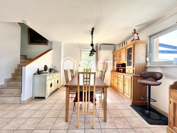 MAISON CONTEMPORAINE 140m² - 604m² TERRAIN PISCINE