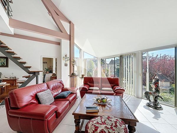 Maison 5 pièces 197.02 m2