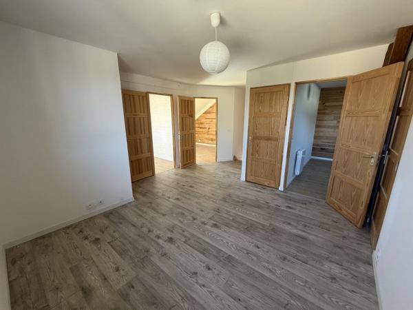 Vente / Maison et grand terrain