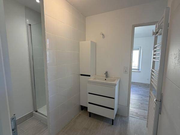 Vente / Maison et grand terrain