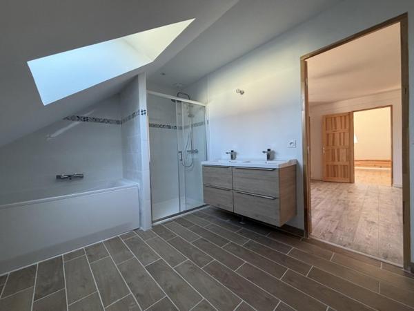 Vente / Maison et grand terrain