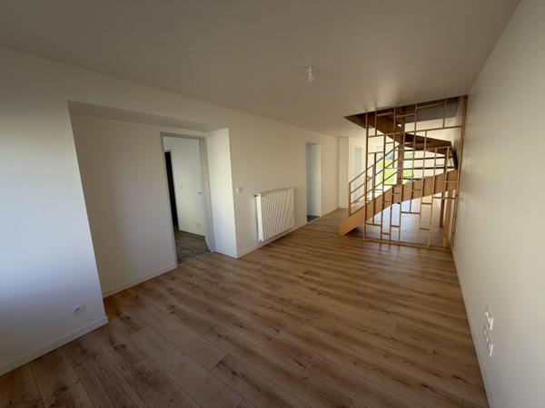 Vente / Maison et grand terrain