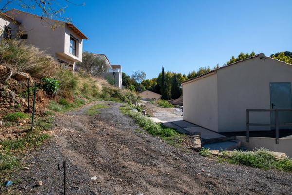 Terrain à bâtir avec sa vue dégagée alliant calme et qualité de vie