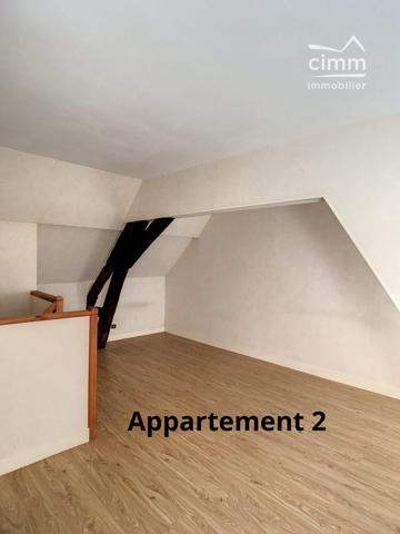Situé en plein centre historique de FERRIERES EN GATINAIS 45210,&nbsp;immeuble de rapport 4 appartements déjà loués.