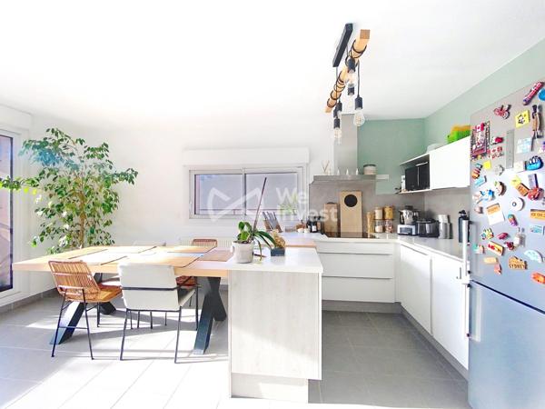 Bel appartement T4 en avant dernier étage
