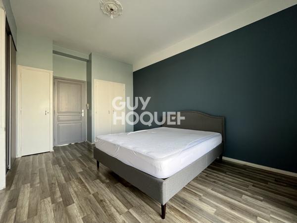 Appartement meublé à louer de 6 pièces de 150.39 m²