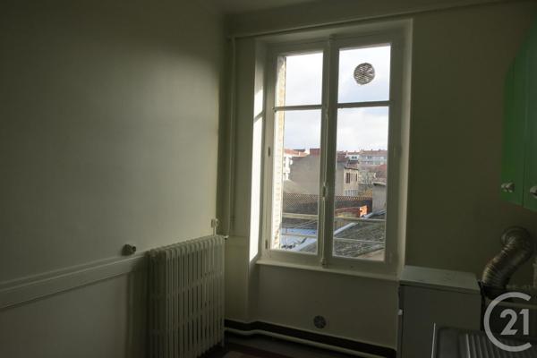 Immeuble à vendre  500 m2 MONTLUCON - 03