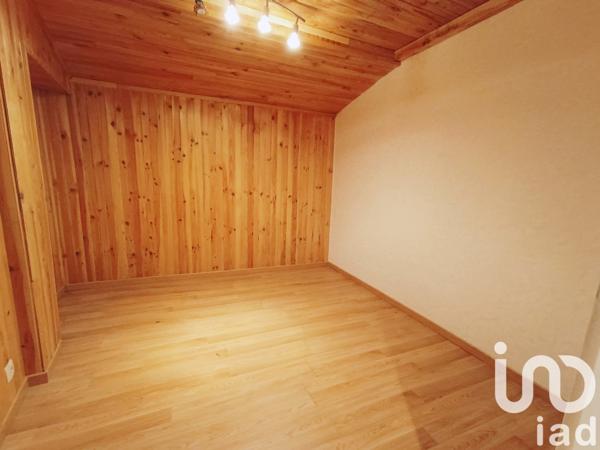 Maison de campagne 4 pièces de 132 m² à Voisey (52400)