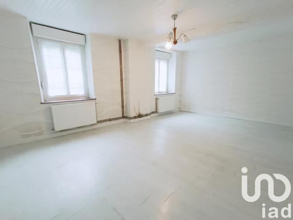 Maison de campagne 4 pièces de 132 m² à Voisey (52400)