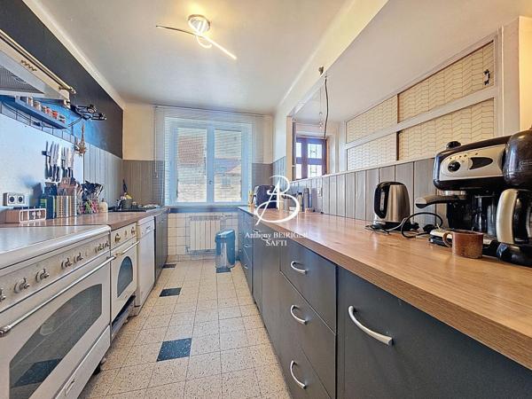 Belle maison lumineuse sur 4900 m2 de terrain