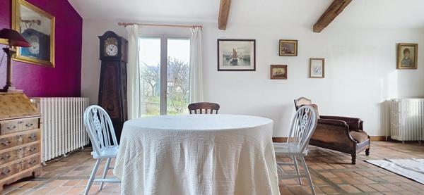 Maison ancienne 3-5 chambres sur terrain 745m²