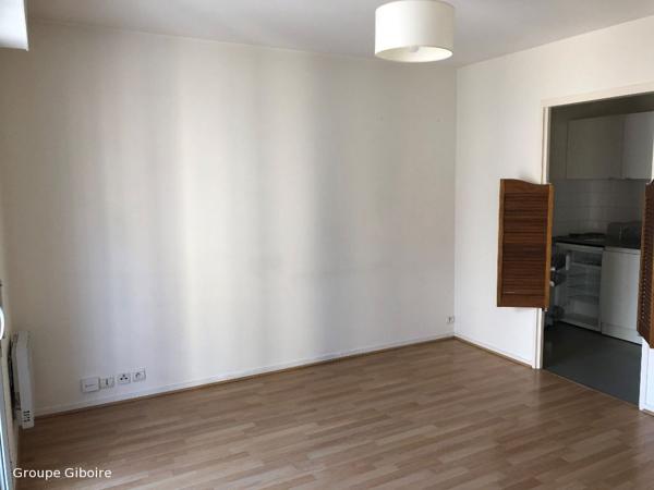 Appartement T2 à louer - 29 m² (réf : 574107)