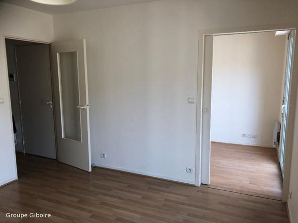 Appartement T2 à louer - 29 m² (réf : 574107)