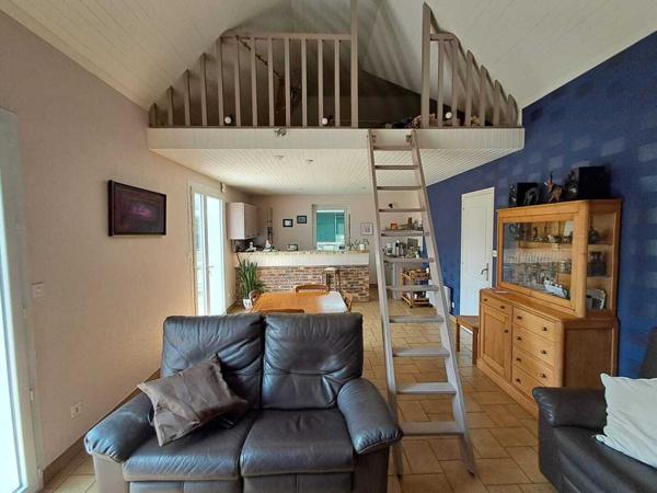 RARE : Domaine de 9 100 m² à 3 min du centre ! 227 000 € H.A.I.*