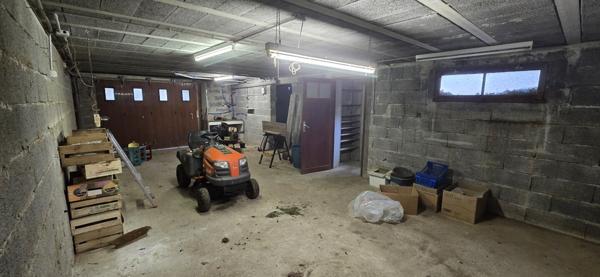 RARE : Domaine de 9 100 m² à 3 min du centre ! 227 000 € H.A.I.*
