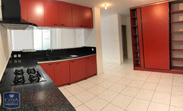 Appartement à louer 2 pièces 70.15m²