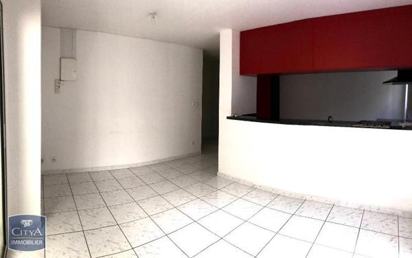 Appartement à louer 2 pièces 70.15m²