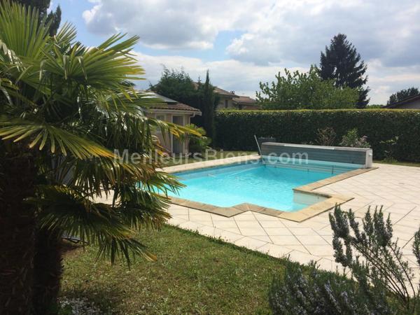 Villa de 215m2 sur un terrain de 870m2