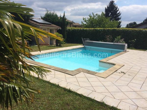 Villa de 215m2 sur un terrain de 870m2