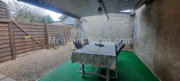 Cette Maison de ville  5 pièces de 140 m2 3 chambres,bureau