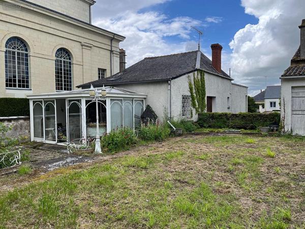 Maison à vendre à Montreuil-Bellay dans le Maine-et-Loire (49260), ref : 2018235