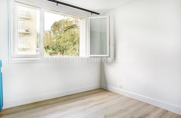 APPARTEMENT QUARTIER BRANCAS EN PARFAIT ETAT AVEC VUE ET BALCON SUD