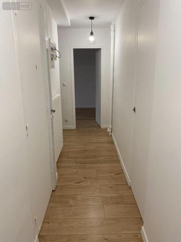 Appartement à vendre à Chartres dans l'Eure-et-Loir (28000), ref : 474   
Gare SNCF