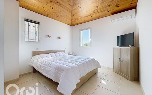 Maison à vendre    5 pièces •  Saint-Raphaël