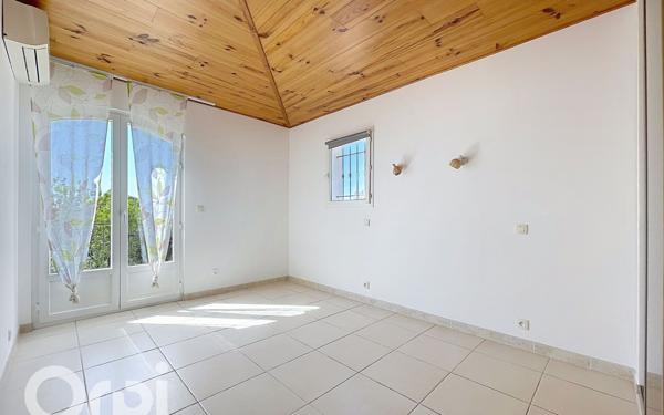 Maison à vendre    5 pièces •  Saint-Raphaël