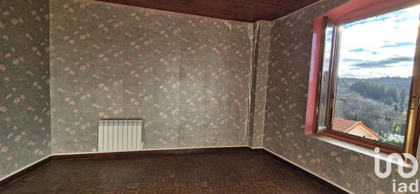 Appartement 3 pièces de 57 m² à Saint-Genest-Lerpt (42530)