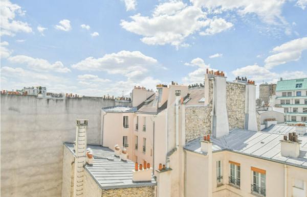 Rue Cler! 6ème et dernier étage, au calme et vue dégagée