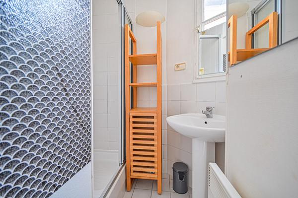 Rue Cler! 6ème et dernier étage, au calme et vue dégagée