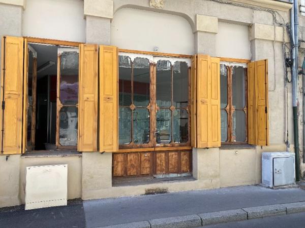 À VENDRE : Bureaux de 70 m² en rez-de-chaussée en plein coeur du centre-ville de Saint-Etienne