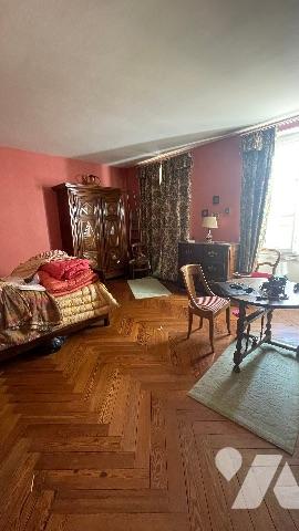 TOURY Plein centre ville maison avec beau potentiel de 4 pièces