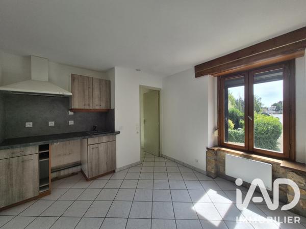 Location studio 22 m² Mouzon