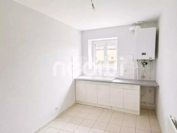 T3 71 m² — Centre Saint-Georges-de-Reneins | Gare & écoles à pied | Disponible de suite