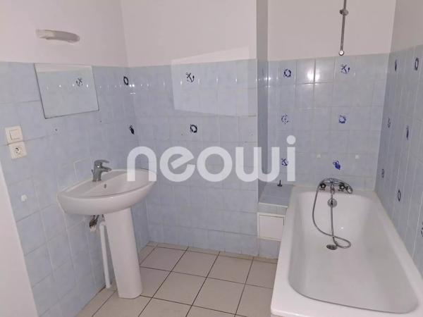 T3 71 m² — Centre Saint-Georges-de-Reneins | Gare & écoles à pied | Disponible de suite
