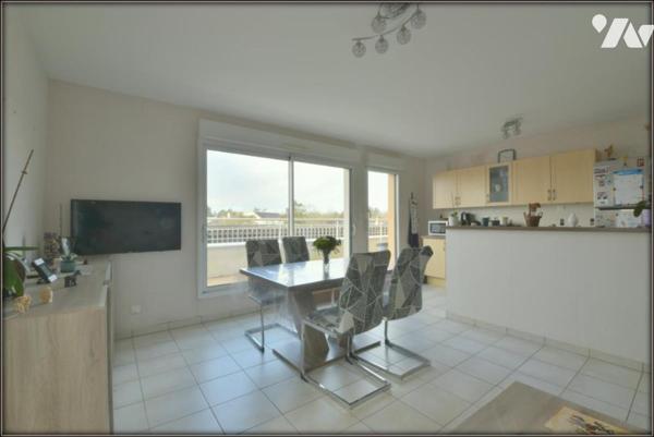 APPARTEMENT T4 ASCENSEUR TERRASSE GARAGE LE RHEU CENTRE