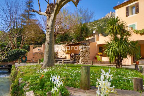 Achat maison Gémenos - 13 pièce(s) - 361 m² - 1 095 000 €