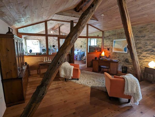 Ferme rénovée 322m² Foix
