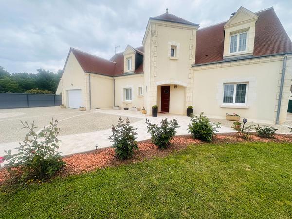 Maison Saint Bohaire 6 pièce(s) 227.29 m².