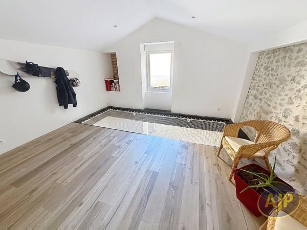 Maison à vendre Sevremoine - 4 pièces, 102m² avec 2 chambre(s) à 176 000€ - AJP Immobilier Saint-Macaire-en-Mauges