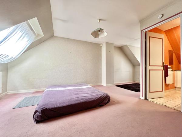 Jouy-en-Josas (78350) Maison centre ville