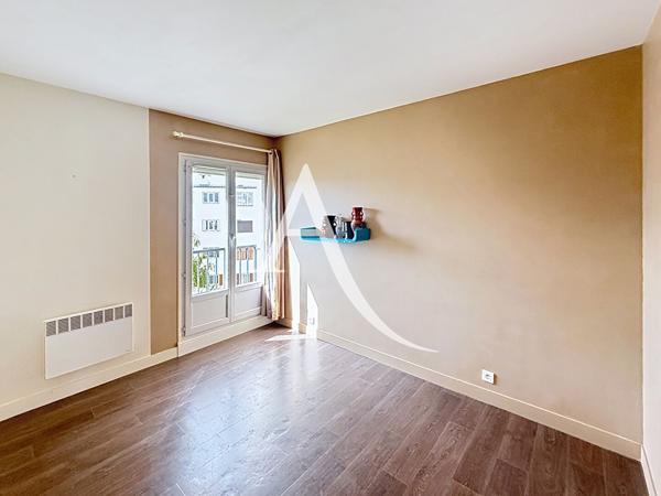 APPARTEMENT 4 PIÈCES RÉNOVÉ AVEC BALCON, PARKING ET CAVE ! MASSY PALAISEAU