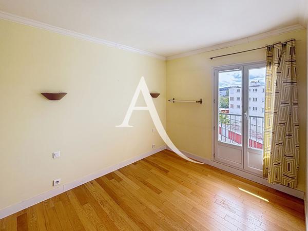 APPARTEMENT 4 PIÈCES RÉNOVÉ AVEC BALCON, PARKING ET CAVE ! MASSY PALAISEAU